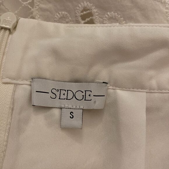 S’Edge white embroidered peplum shorts, S - Picture 9 of 10